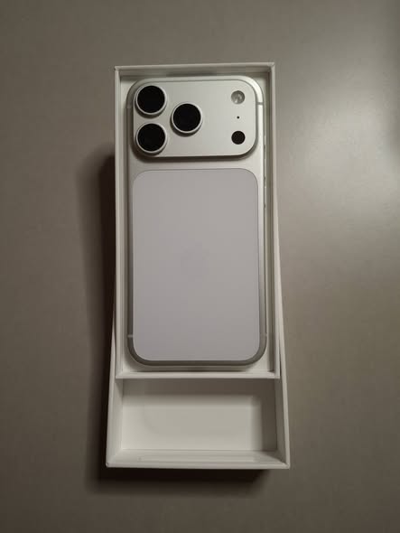 iPhone 17 Pro 256GB, 88% battery