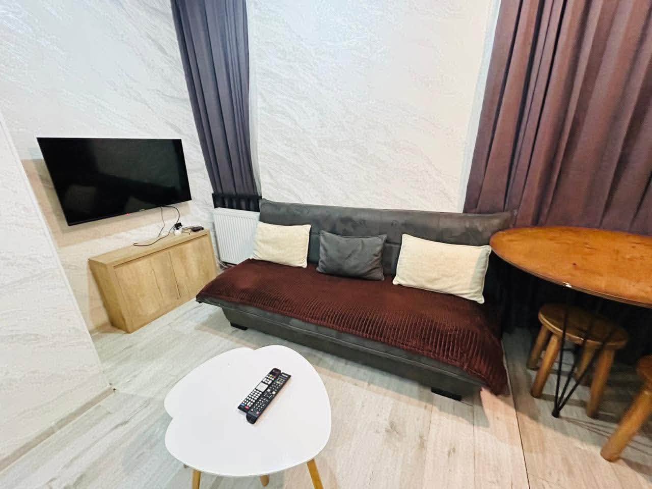 2-room apartment for rent in Tbilisi — 1,000 ₾