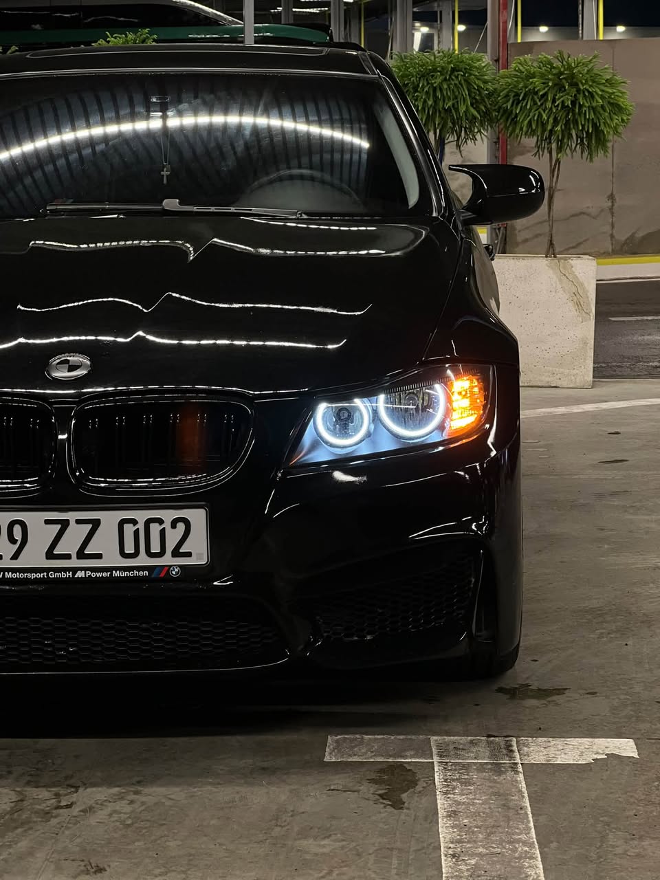 BMW E90 2009