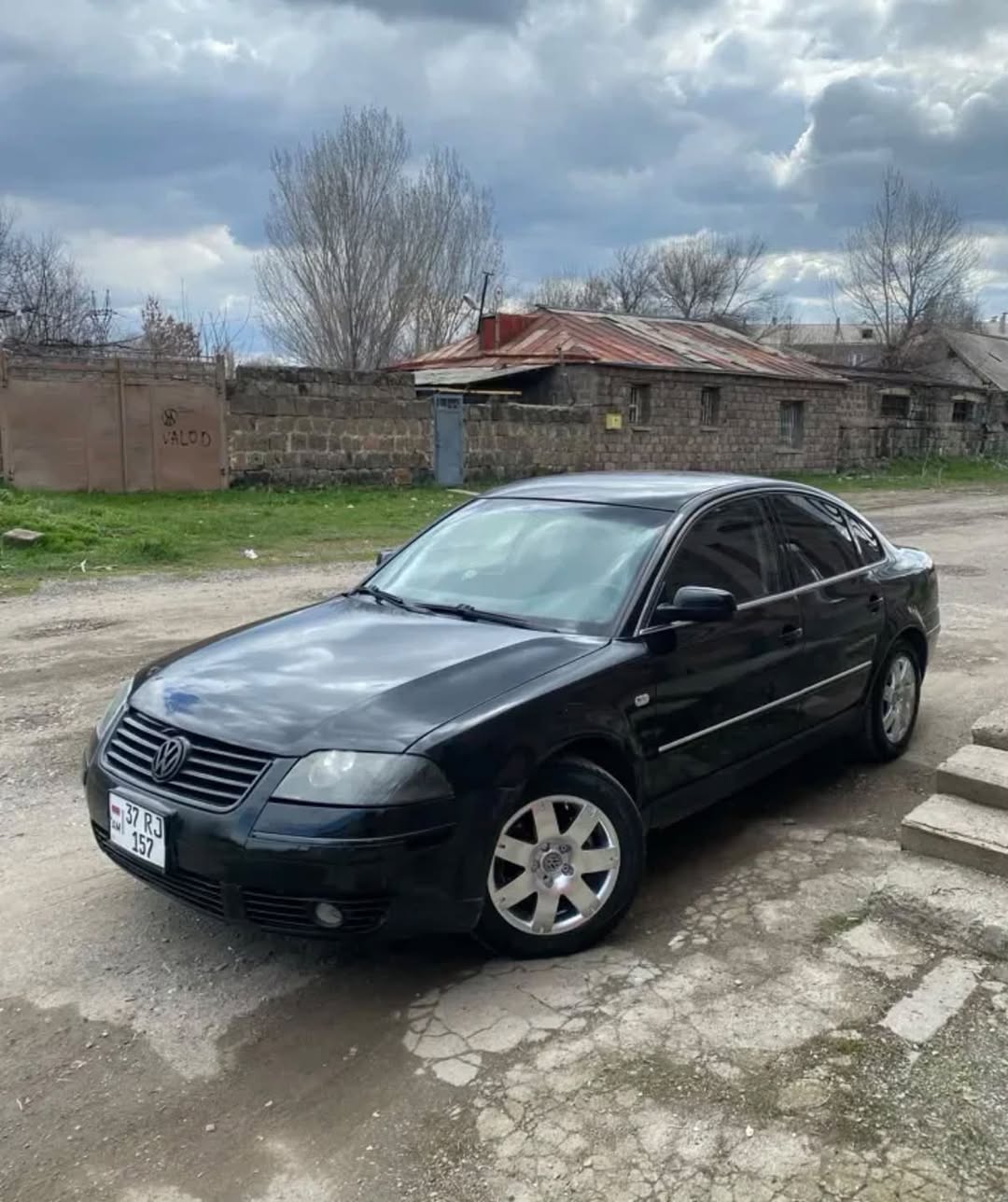 2003 թվական Հեղուկ 1.8T - 3,300 դոլար