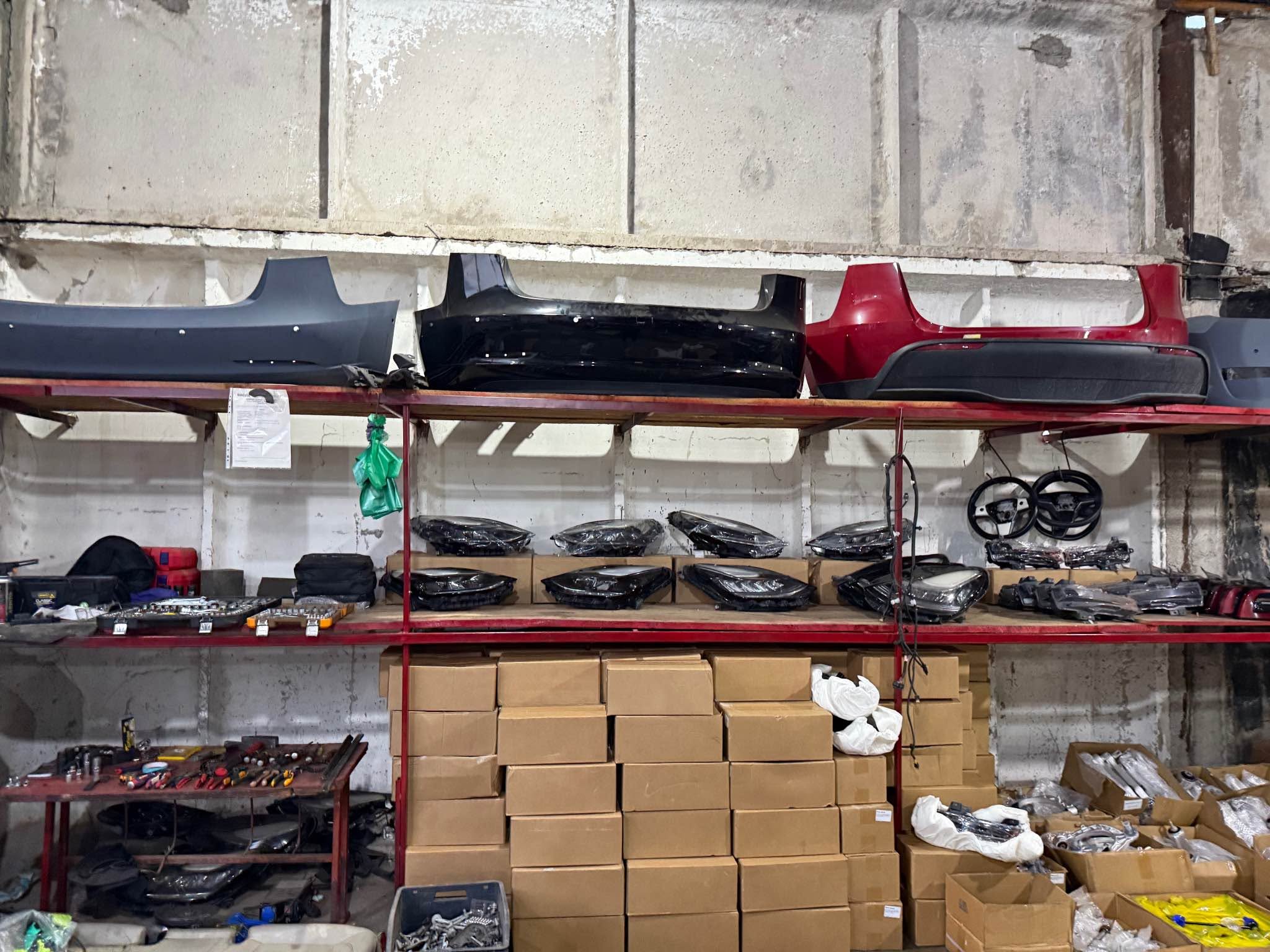 Tesla Y/3 Tesla Ehtiyat hissələri