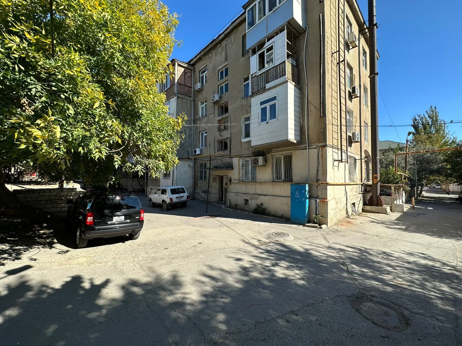 3 otaqlı mənzil satılır, Bakı
