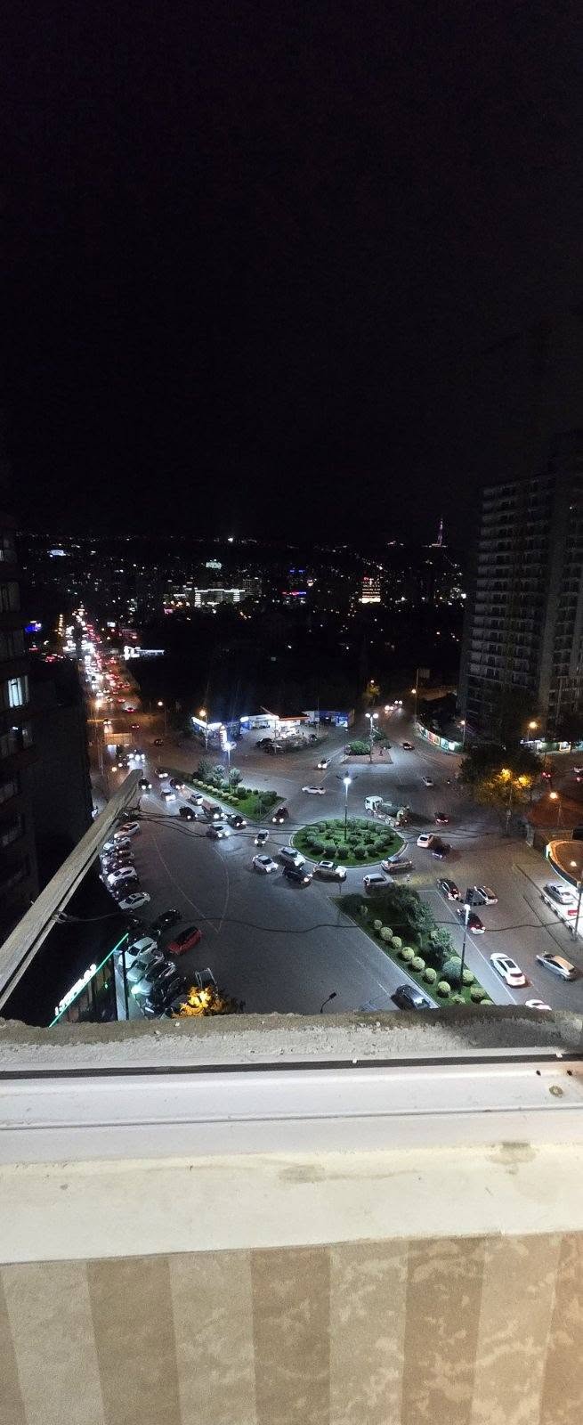 Mənzil satılır, Tbilisi